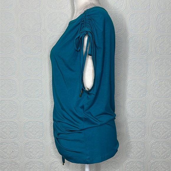 Trina Turk | AMUSING TOP in Tile Blue, NWT - Picture 6 of 10